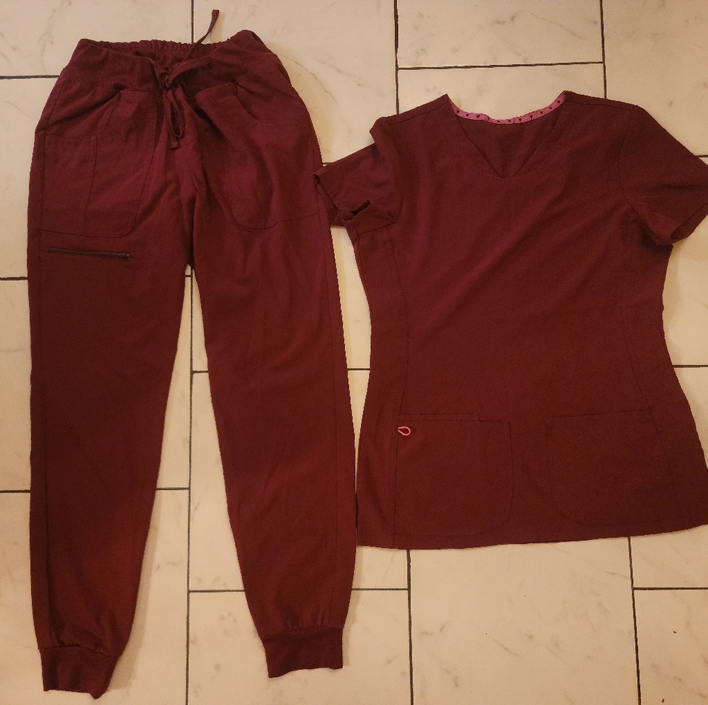 HeartSoul Small Purple Scrub Set With Jogger Pants